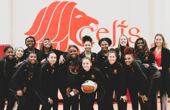 University of St. Thomas - Houston women's basketball team