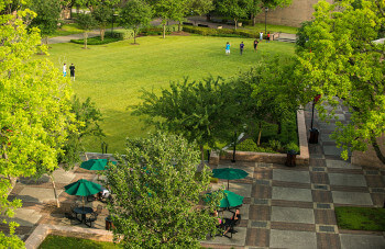 University of St. Thomas - Houston Student Life Mall