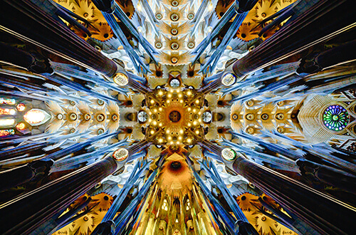 500X330_GaudyCeiling