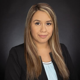 Melissa Huesca, Cashier