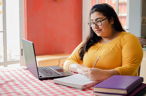 student with laptop