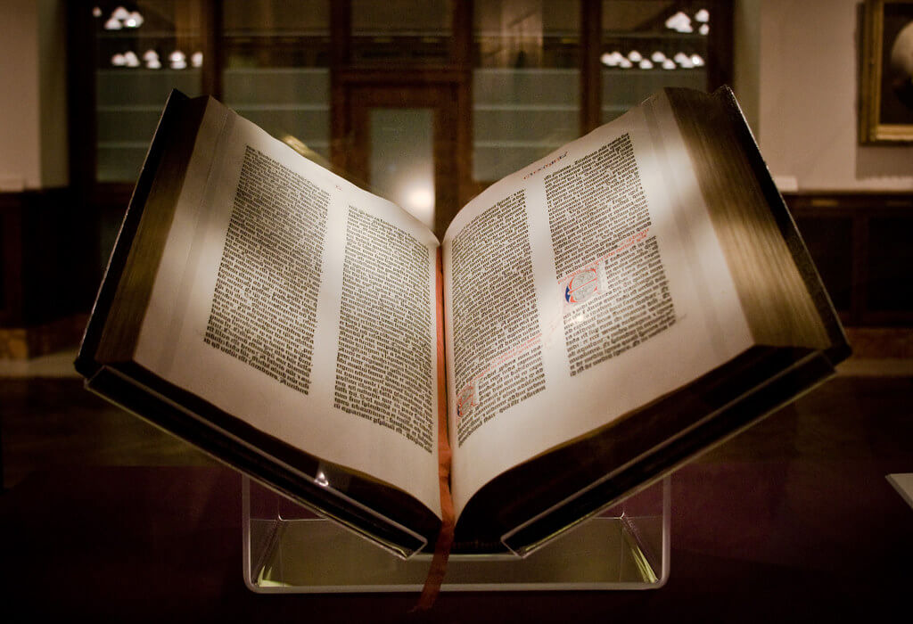 Gutenberg Bible Facsimile at University of St. Thomas